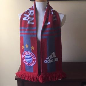 adidas FC Bayern Munchen Scarf